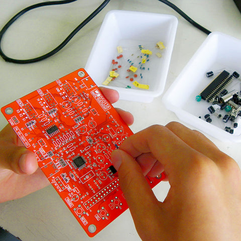 Image of DSO138 2.4" TFT Handheld Pocket-size Digital Oscilloscope Kit DIY Parts